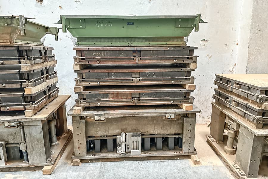Werkzeugsatz für hydraulische Pressmaschinen